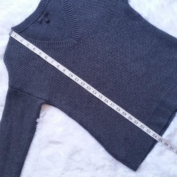 Banana Republic Gray Knit Sweater - Picture 8 of 8